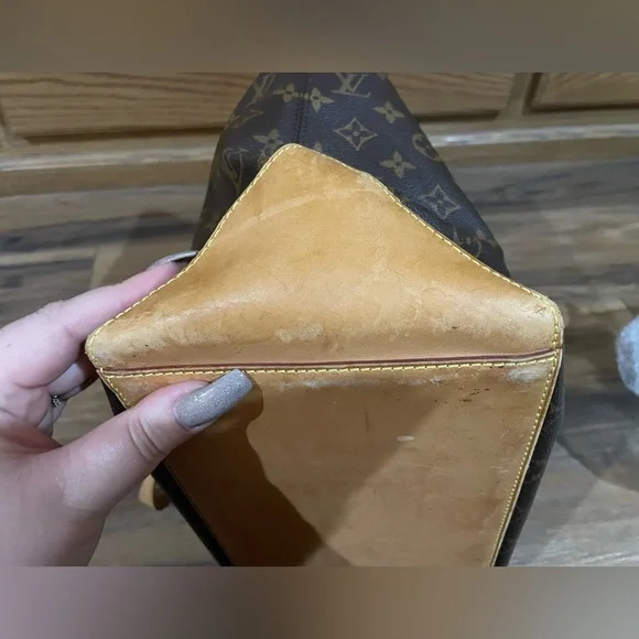 LV Cabas Mezzo - Picture 11 of 15